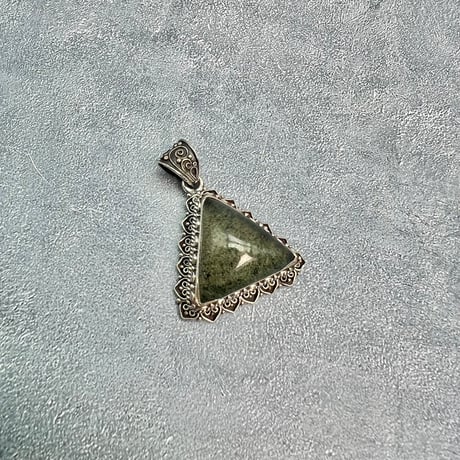 【ガネッシュヒマール産】クローライトイン天然ヒマラヤ水晶シルバー925ペンダントトップ/Ganesh Himal Chlorite in Himalayan Quartz Pendant Top