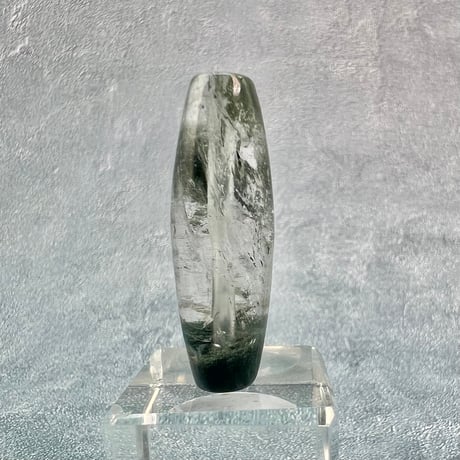 【ガネッシュヒマール産】クローライト&アクチノライトイン天然ヒマラヤ水晶 樽型ビーズ②/Ganesh Himal Chlorite&Actinorite in Quartz barrel beads