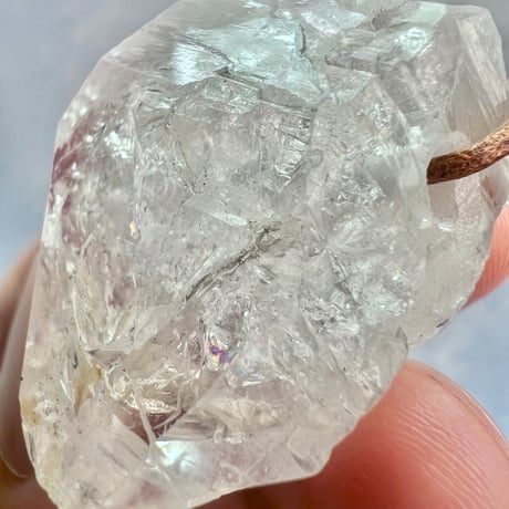 【カイラス産】天然ヒマラヤ水晶革紐付きペンダント②/Kailash Himalayan Quartz Pendant