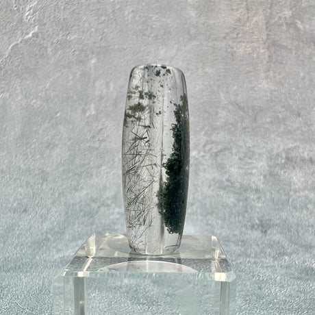 【ガネッシュヒマール産】クローライト&アクチノライトイン天然ヒマラヤ水晶 樽型ビーズ④/Ganesh Himal Chlorite&Actinorite in Quartz barrel beads