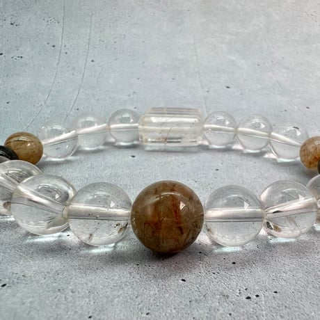 【ガネッシュヒマール産】アクチノライトイン天然ヒマラヤ水晶デザインブレスレット/Ganesh Himal Actinolite in Himalayan Quartz Design Bracelet