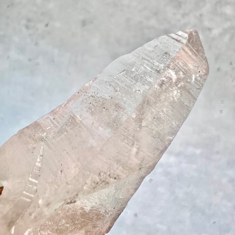 【カイラス産】天然ヒマラヤ水晶革紐付きペンダント⑥/Kailash Himalayan Quartz Pendant