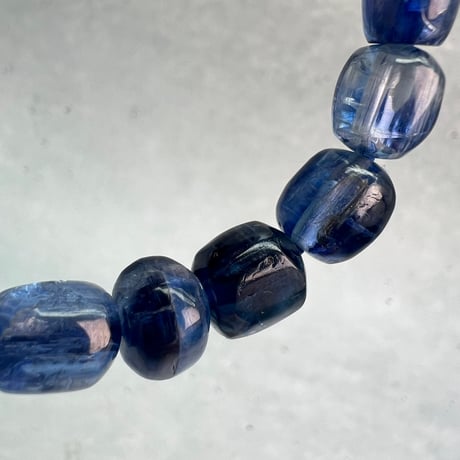 【ネパール🇳🇵カイヤナイト】ブレスレット/Nepal Kyanite Design Bracelet