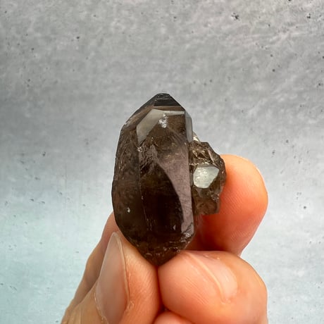 【ガウリシャンカール産】天然ヒマラヤスモーキークォーツ/GauriShankar Himalayan Smoky Quartz
