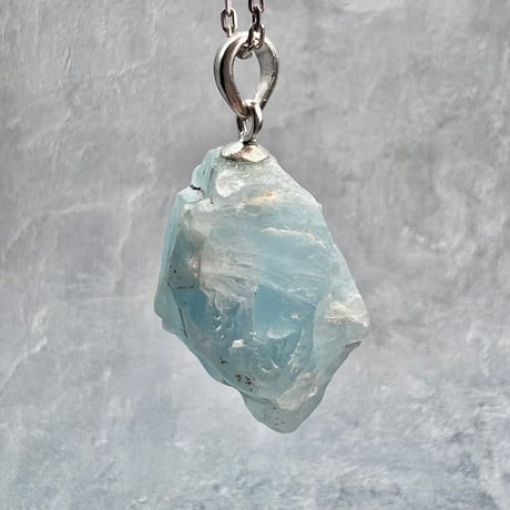 ネパール🇳🇵サンクワサバ産【ヒマラヤアクアマリン】ペンダントトップ/Nepal Sankhuwasabha Himalayan Aquamarine Pendant Top