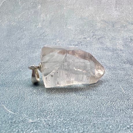【ガネッシュヒマール産】天然ヒマラヤ水晶バチカン付きペンダントトップ/Ganesh Himal Natural Pendant Top