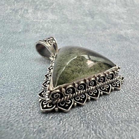 【ガネッシュヒマール産】クローライトイン天然ヒマラヤ水晶シルバー925ペンダントトップ/Ganesh Himal Chlorite in Himalayan Quartz Pendant Top