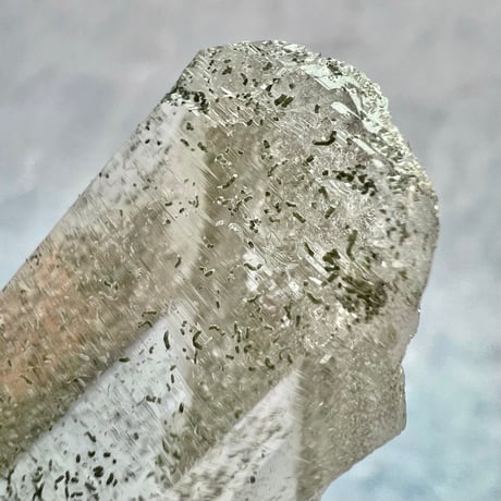 【ガネッシュヒマール産】クローライト イン ヒマラヤ水晶/GaneshHimal Chlorite&Albite in Himalayan Quartz
