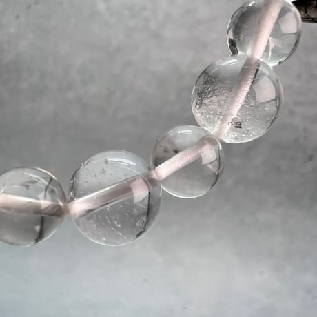 【デザインブレスレット】カイラス産×アンナプルナ産天然ヒマラヤ水晶+シルバーチャーム/Kailash×Annapurna Himalayan Quartz×Silver charm