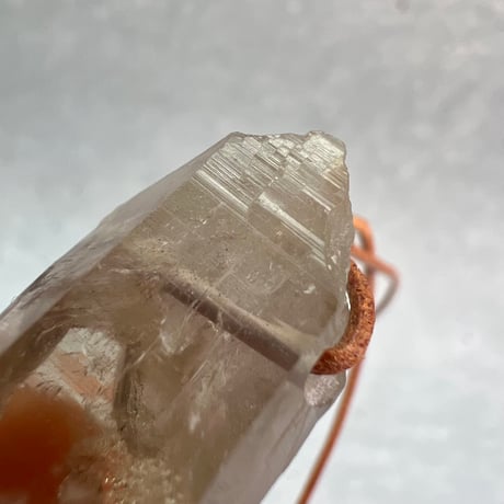 【ガウリシャンカール産】天然ヒマラヤスモーキークォーツ革紐ペンダント③/GauriShankar Himalayan Smoky Quartz Pendant