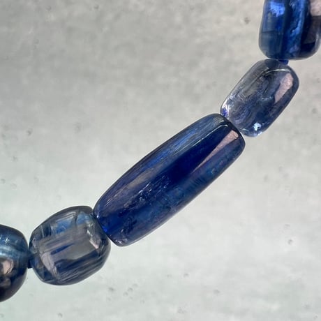 【ネパール🇳🇵カイヤナイト】ブレスレット/Nepal Kyanite Design Bracelet