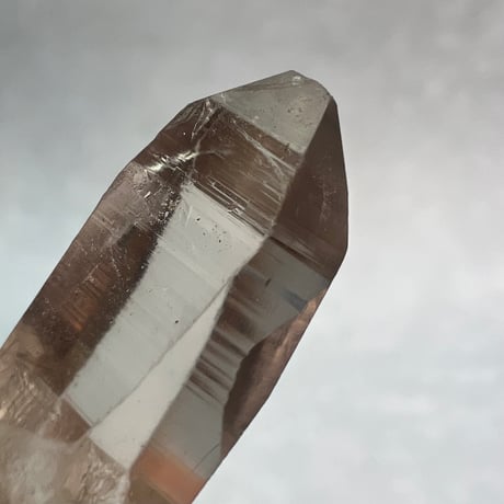 【ガウリシャンカール産】天然ヒマラヤスモーキークォーツ革紐ペンダント⑦/GauriShankar Himalayan Smoky Quartz Pendant
