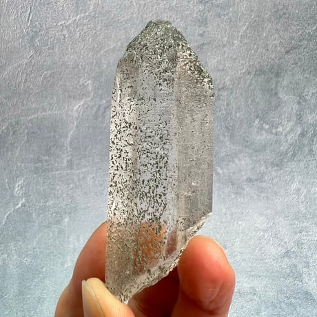【ガネッシュヒマール産】クローライト イン ヒマラヤ水晶/GaneshHimal Chlorite&Albite in Himalayan Quartz