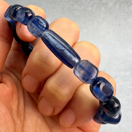 【ネパール🇳🇵カイヤナイト】ブレスレット/Nepal Kyanite Design Bracelet