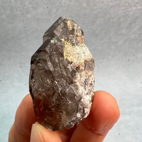 【ガウリシャンカール産】天然ヒマラヤスモーキークォーツ/GauriShankar Himalayan Smoky Quartz