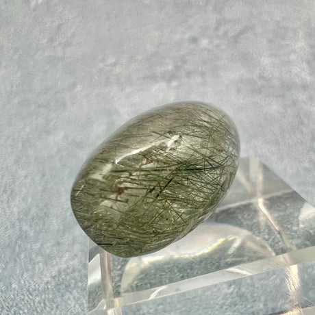 【ガネッシュヒマール産】アクチノライトイン天然ヒマラヤ水晶 樽型ビーズ⑥/Ganesh Himal Actinolite in Himalayan Quartz barrel beads