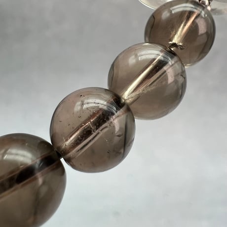 【ガウリシャンカール産】天然ヒマラヤスモーキークォーツ"ハート"デザインブレスレット/GauriShankar Himalayan Smoky Quartz "Heart"