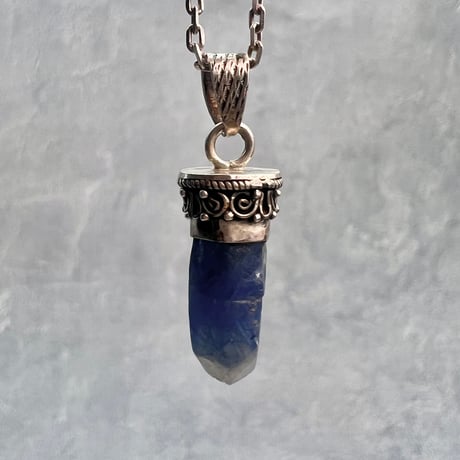 ネパール🇳🇵サンクワサバ産【天然ヒマラヤサファイア】ペンダントトップ/Nepal Sankhuwasabha Himalayan Sapphire Pendant Top