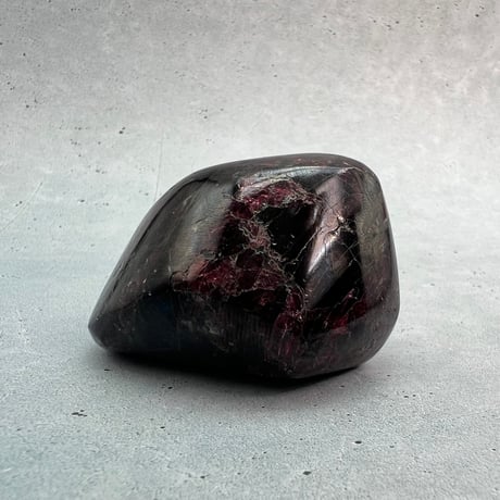 ネパール産【天然ヒマラヤ ガーネット】(フリーフォーム)①/Nepal🇳🇵Himalayan Garnet