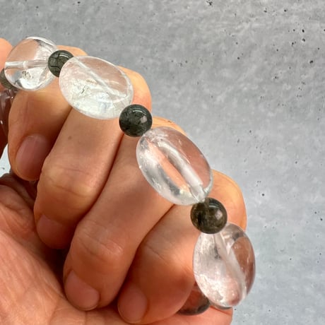 【デザインブレスレット】カイラス産オーバルビーズ×ガネッシュヒマール産アクチノライトインヒマラヤ水晶/Kailash×Ganesh Himal Actinolite