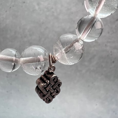 【デザインブレスレット】カイラス産×アンナプルナ産天然ヒマラヤ水晶+シルバーチャーム/Kailash×Annapurna Himalayan Quartz×Silver charm