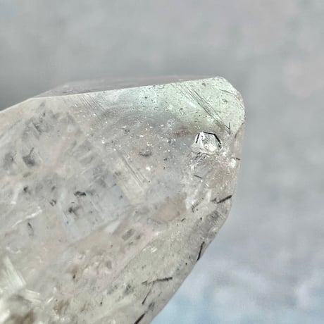 【カイラス産】天然ヒマラヤ水晶革紐付きペンダント⑩/Kailash Himalayan Quartz Pendant
