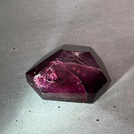 ネパール産【天然ヒマラヤ ガーネット】(フリーカット)⑤/Nepal🇳🇵Himalayan Garnet