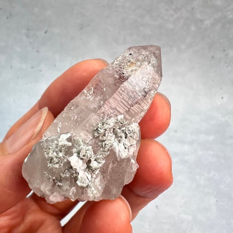 【カイラス産】天然ヒマラヤ水晶/Kailash Himalayan Quartz