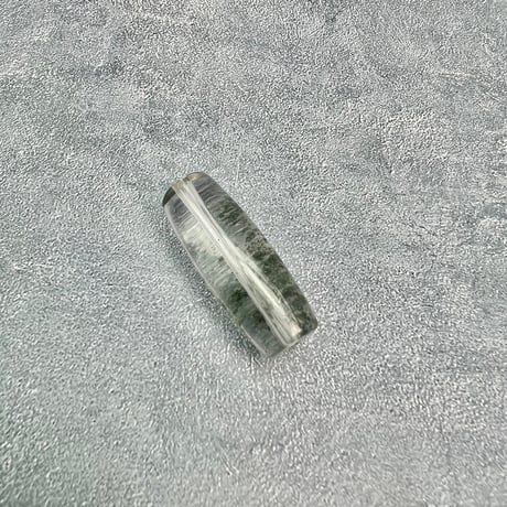 【ガネッシュヒマール産】クローライトイン天然ヒマラヤ水晶 樽型ビーズ①/Ganesh Himal Chlorite in Himalayan Quartz barrel beads