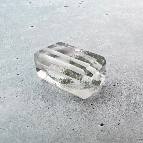 【ガネッシュヒマール産】天然ヒマラヤ水晶"手磨き加工"スクエアビーズ⑪/Ganesh Himal  Himalayan Quartz Square Beads