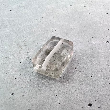【ガネッシュヒマール産】天然ヒマラヤ水晶"手磨き加工"スクエアビーズ⑩/Ganesh Himal  Himalayan Quartz Square Beads