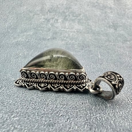 【ガネッシュヒマール産】クローライトイン天然ヒマラヤ水晶シルバー925ペンダントトップ/Ganesh Himal Chlorite in Himalayan Quartz Pendant Top