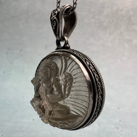 【ガウリシャンカール産】天然ヒマラヤスモーキークォーツ"グリーンターラ様"ペンダントトップ②/Gaurishankar Himalayan Smoky Quartz "Green Tara"