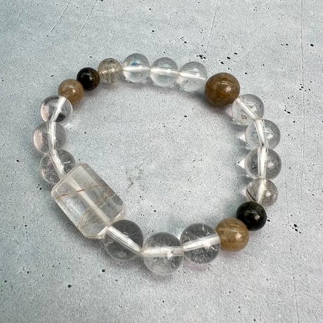 【ガネッシュヒマール産】アクチノライトイン天然ヒマラヤ水晶デザインブレスレット/Ganesh Himal Actinolite in Himalayan Quartz Design Bracelet