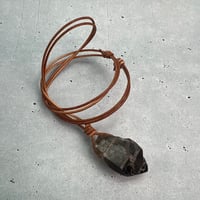 【ガウリシャンカール産】天然ヒマラヤスモーキークォーツ革紐ペンダント⑥/GauriShankar Himalayan Smoky Quartz Pendant