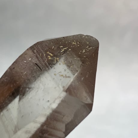 【ガウリシャンカール産】天然ヒマラヤスモーキークォーツ革紐ペンダント⑨/GauriShankar Himalayan Smoky Quartz Pendant