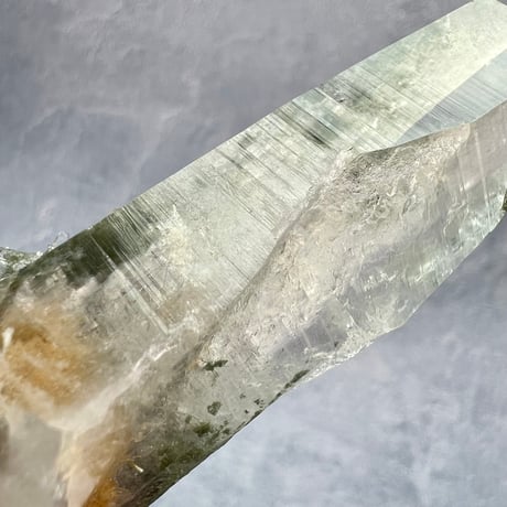 【ガネッシュヒマール産】クローライト&アクチノライトイン天然ヒマラヤ水晶/Ganesh Himal Chlorite&Actinorite in Himalayan Quartz