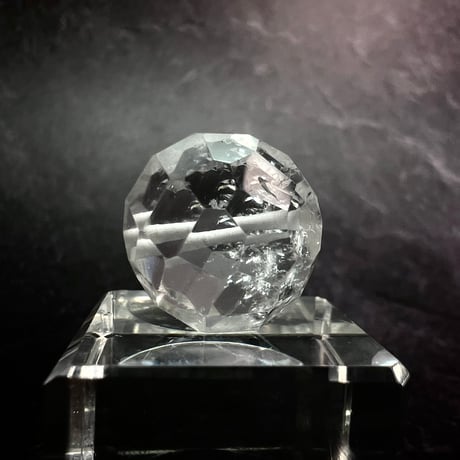 【カイラス産】天然ヒマラヤ水晶多面カットラウンドビーズ①/Kailash Himalayan Quartz Multi Cut Round Beads