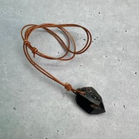 【ガウリシャンカール産】天然ヒマラヤスモーキークォーツ革紐ペンダント④/GauriShankar Himalayan Smoky Quartz Pendant
