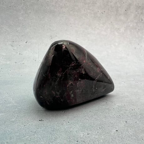 ネパール産【天然ヒマラヤ ガーネット】(フリーフォーム)①/Nepal🇳🇵Himalayan Garnet