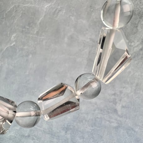 【カイラス産】"手磨き"天然ヒマラヤ水晶デザインブレスレット/Kailash Himalayan Quartz Design Bracelet