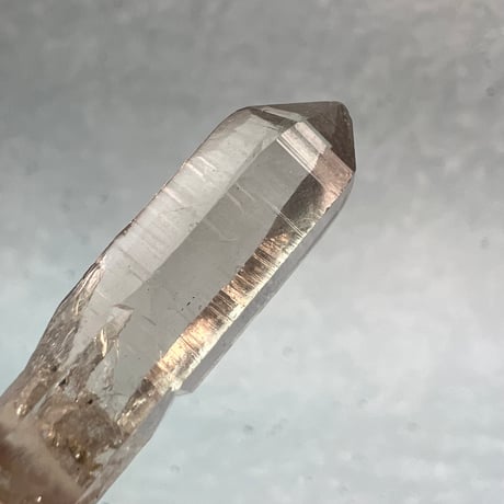 【ガウリシャンカール産】天然ヒマラヤスモーキークォーツ革紐ペンダント⑨/GauriShankar Himalayan Smoky Quartz Pendant