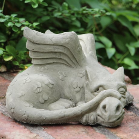 【DEVONSHIRE STONE】 DMS16  James the Peeking Dragon