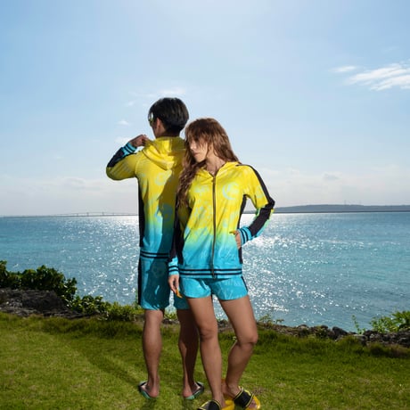 【数量限定・再販なし】GRADATION限定ラッシュガードSETUP｜YELLOW×SKY BLUE