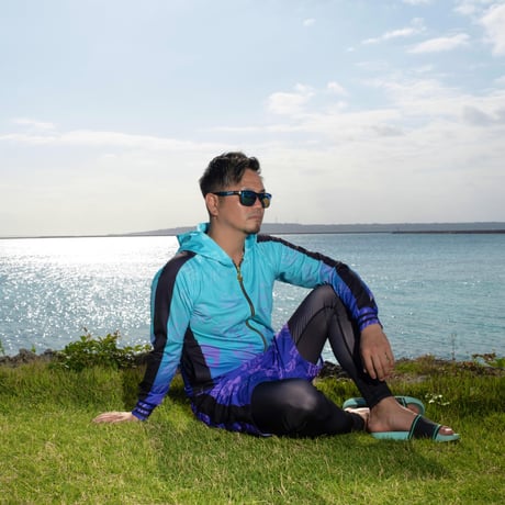 【数量限定・再販なし】GRADATION 限定ラッシュガードSETUP｜SKY BLUE×PURPLE