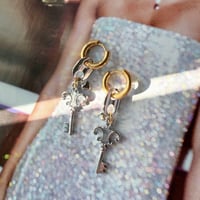 ANG l Unlock Key Hoop Pierce
