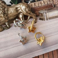 ANG l Stardust Hoop Pierce