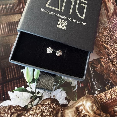 ANG l Rose Knot Stud Pierce