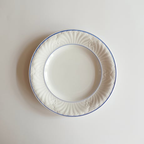 クレイユモントロー | STORES