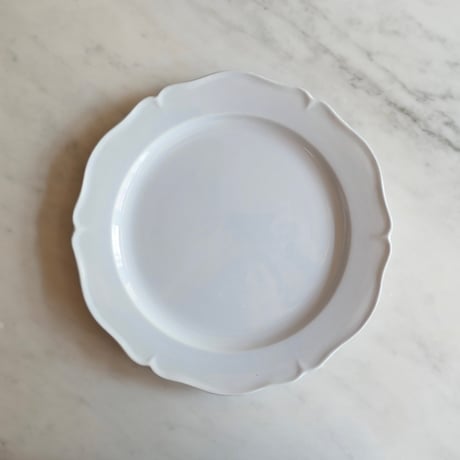 クレイユモントロー | STORES